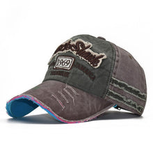 Load image into Gallery viewer, cream flag baseball cap
